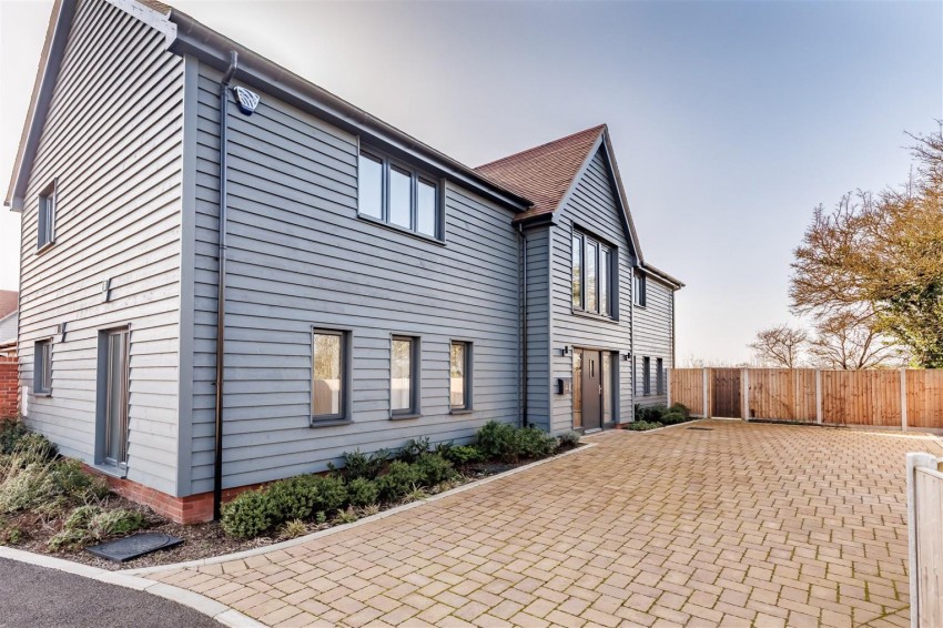 Images for MEADOW VIEW, Epping Lane, Stapleford Tawney,