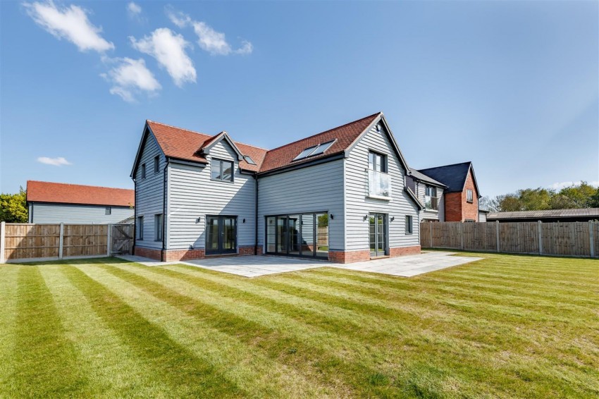 Images for MEADOW VIEW, Epping Lane, Stapleford Tawney,