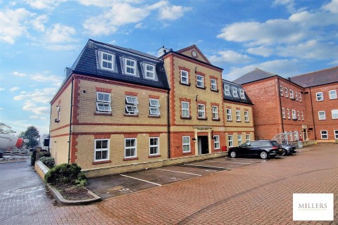 View Full Details for Peregrine House, Bakers Lane, Epping