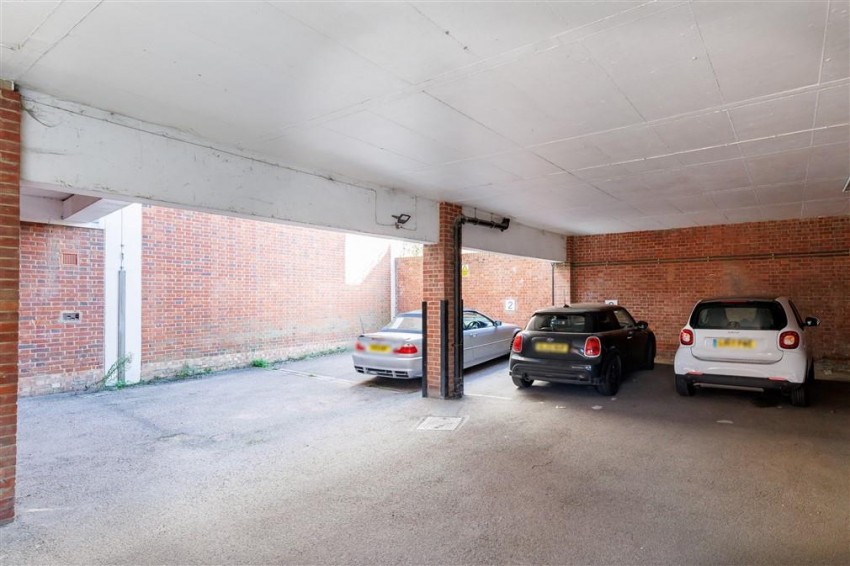 Images for Buttercross Lane, Epping