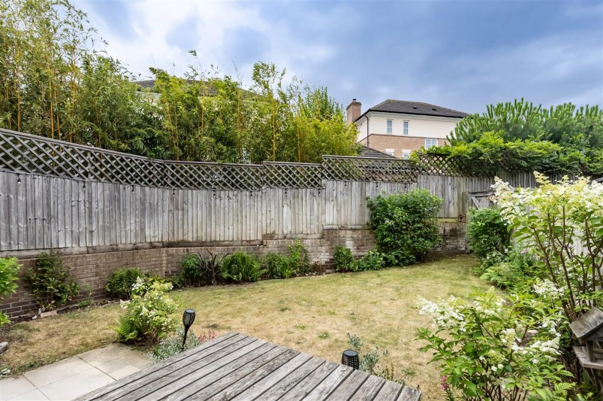 Images for Mowbray Close, Epping