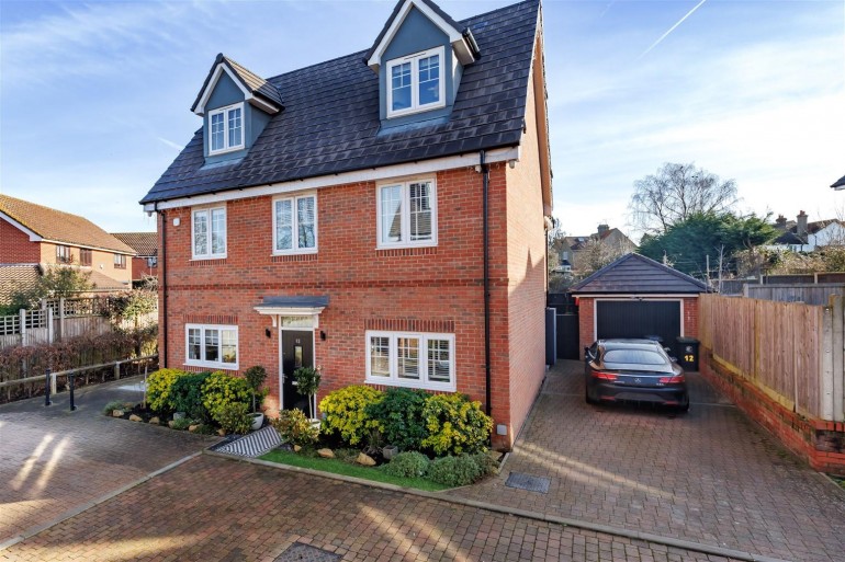 Archer Close, Coopersale, Epping