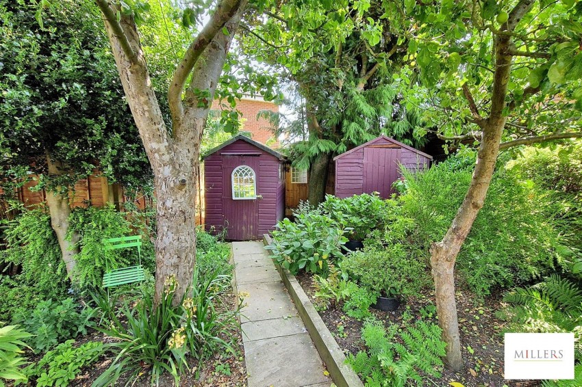 Images for Orchard Drive, Theydon Bois