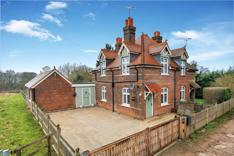 Upshirebury Green, Upshire.