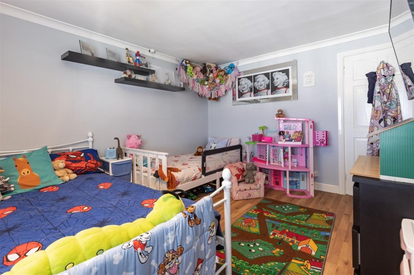 Images for Coronation Hill, Epping