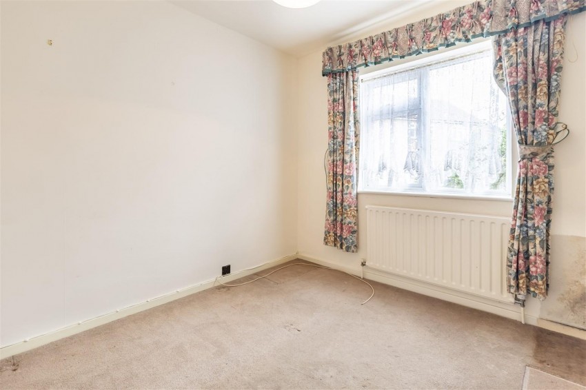 Images for Amesbury Close, Epping