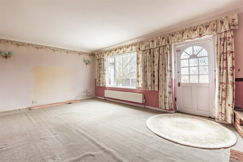Images for Amesbury Close, Epping
