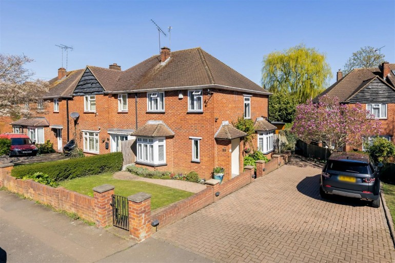 Crows Road, Epping