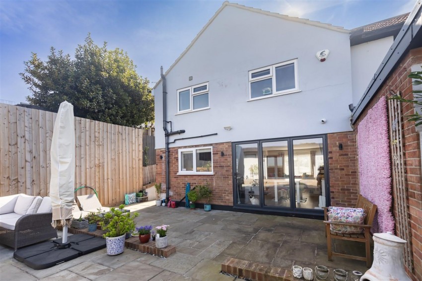 Images for Shaftesbury Road, Epping