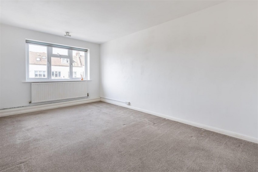 Images for Forest Drive, Theydon Bois