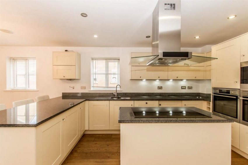 Images for Boleyn Row, Epping