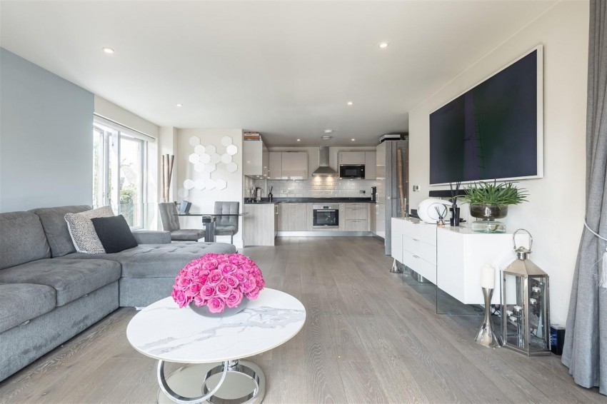 Images for The Old Court House, Star Lane, Epping