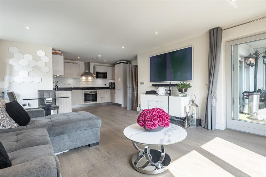 Images for The Old Court House, Star Lane, Epping