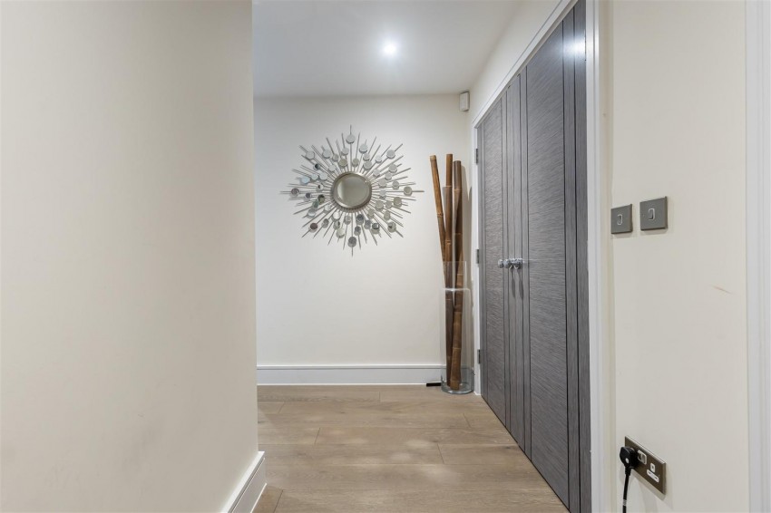 Images for The Old Court House, Star Lane, Epping