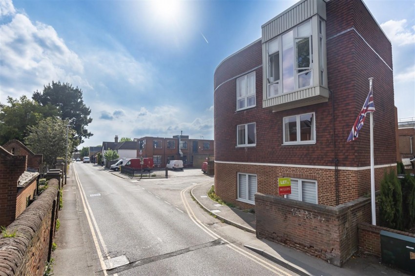 Images for The Old Court House, Star Lane, Epping