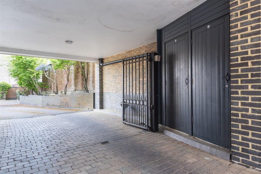 Images for Crows Road, Epping
