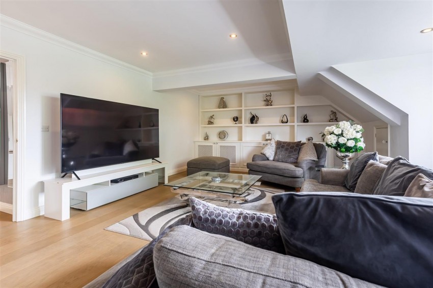 Images for Crows Road, Epping