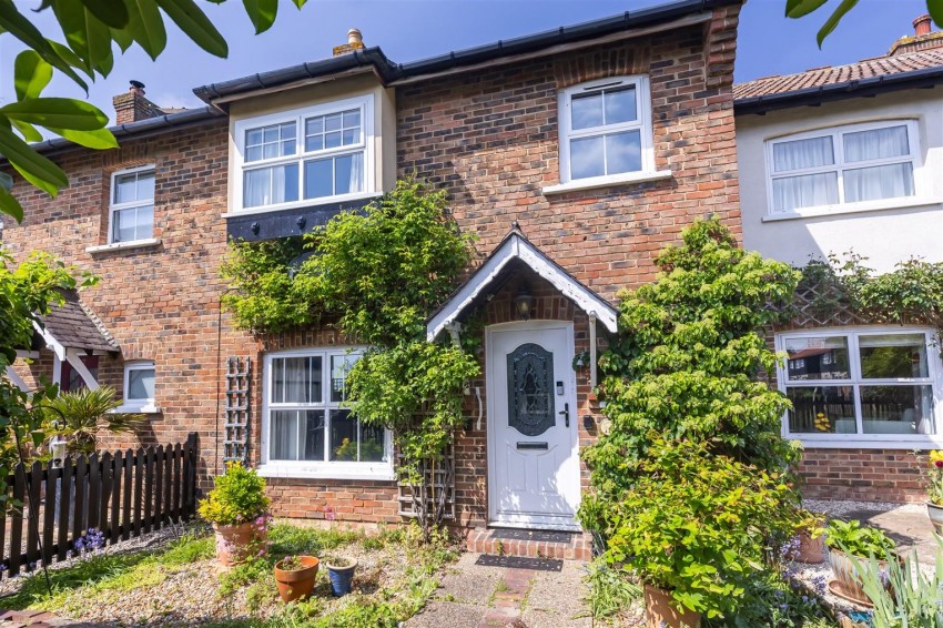 Images for The Magpies, Epping Green