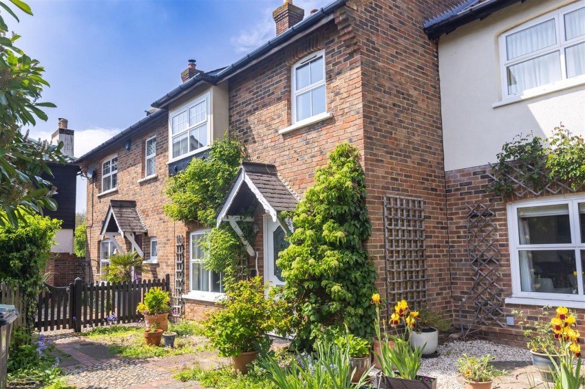 Images for The Magpies, Epping Green