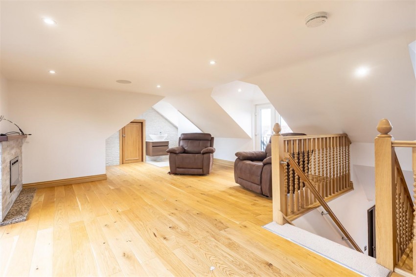 Images for Timber Tops, Harlow Common,