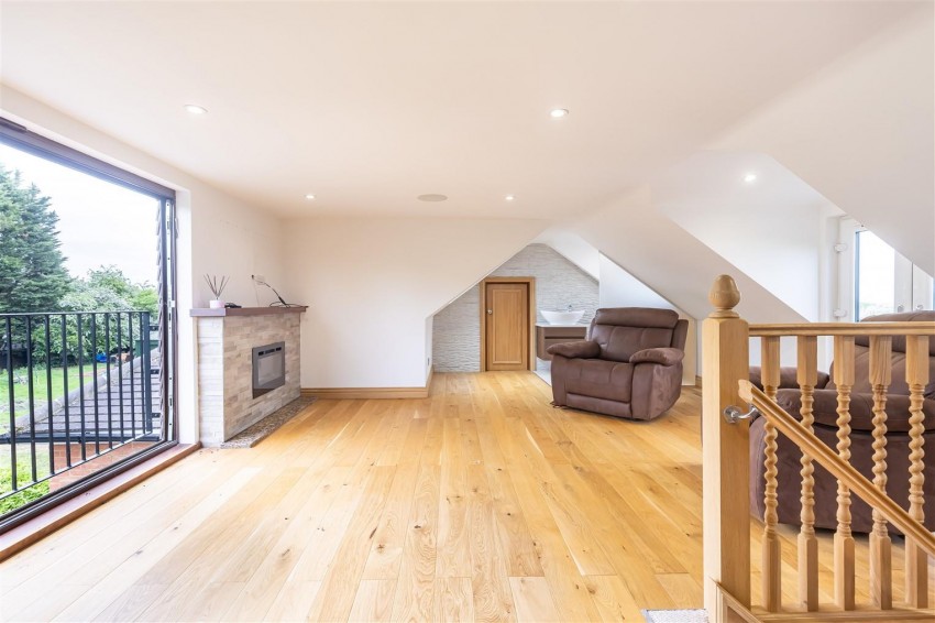 Images for Timber Tops, Harlow Common,