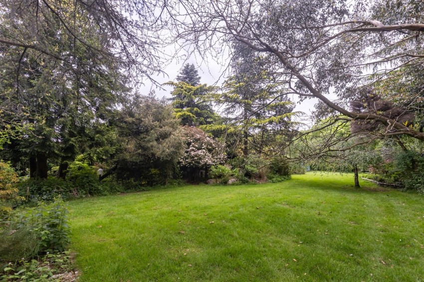 Images for Timber Tops, Harlow Common,