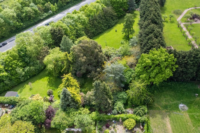 Images for Timber Tops, Harlow Common,