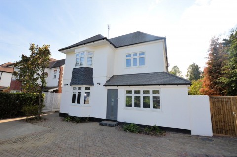 View Full Details for Greenside, Theydon Bois