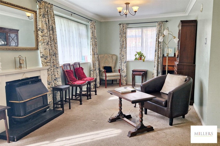 Images for Hemnall Street, Epping