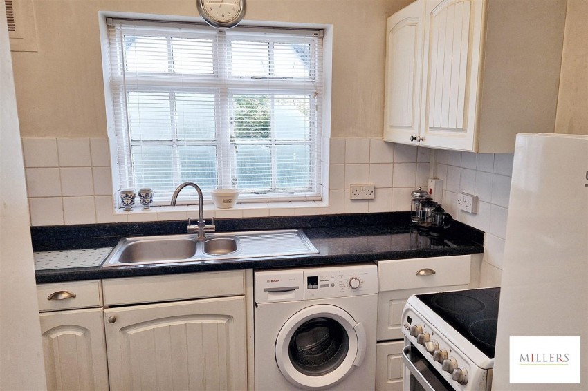 Images for Hemnall Street, Epping
