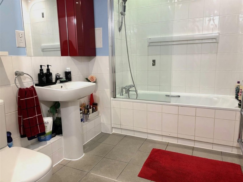 Images for Jacks Farm Way, Chingford