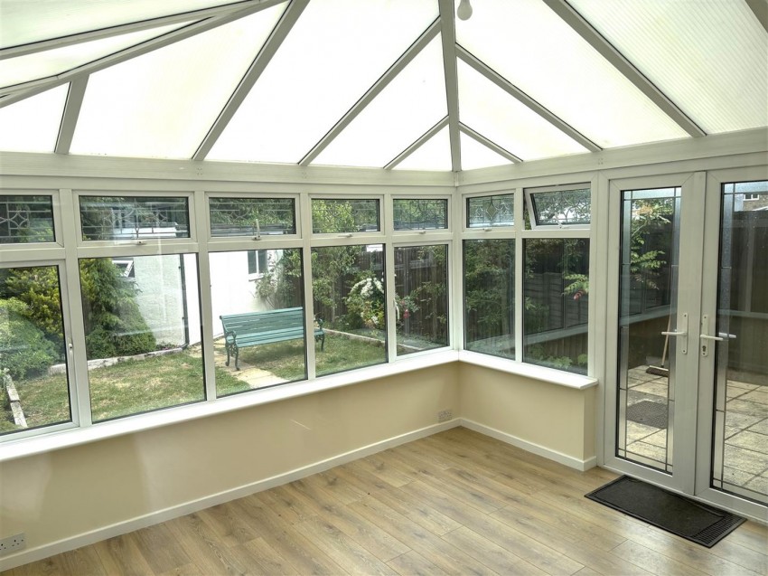 Images for Woodland Way, Ongar