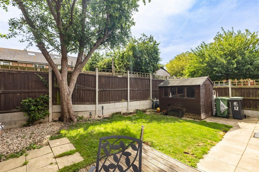 Images for Barkers Way, Ongar