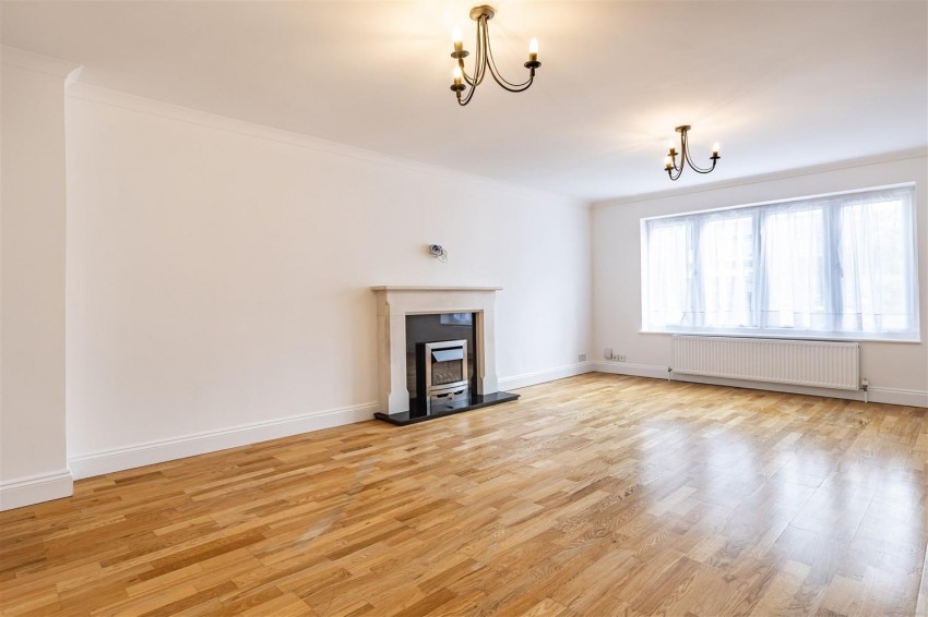 Images for Kendal Avenue, Epping
