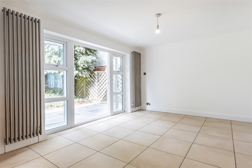 Images for Kendal Avenue, Epping