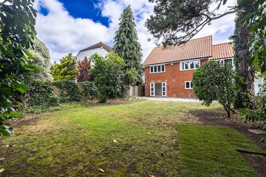 Images for Kendal Avenue, Epping