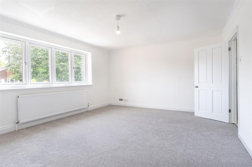 Images for Kendal Avenue, Epping