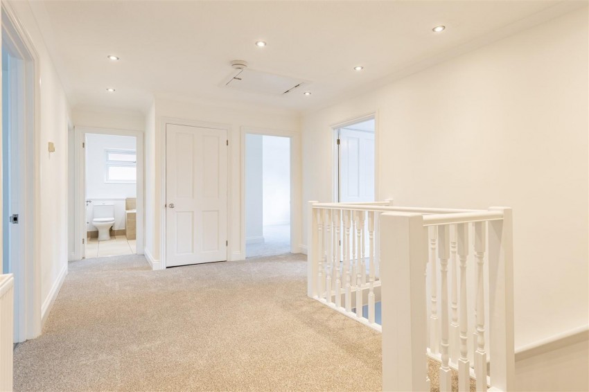 Images for Kendal Avenue, Epping