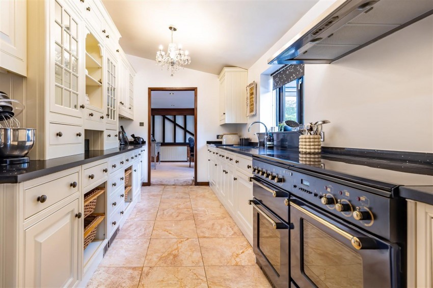 Images for Barns Court, Harlow