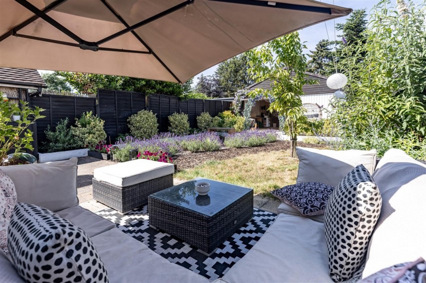 Images for Woodfield Terrace, Thornwood