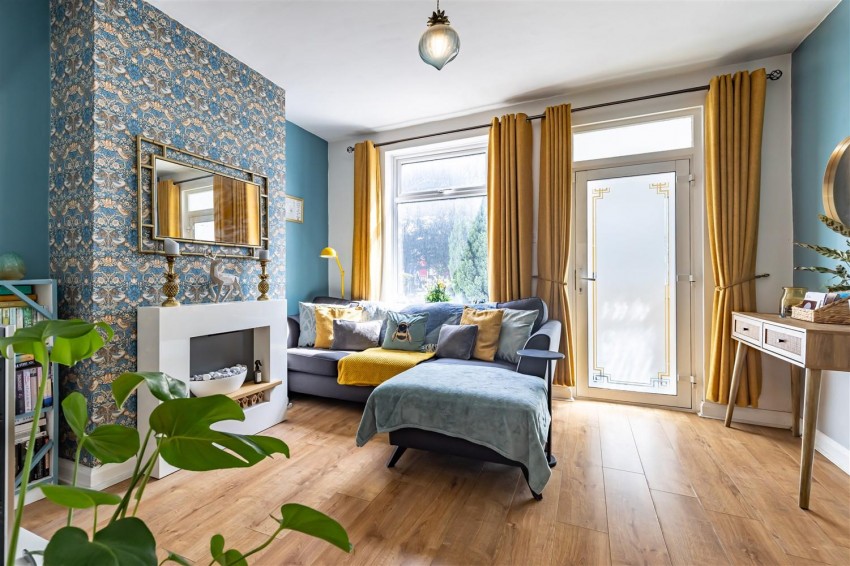 Images for Woodfield Terrace, Thornwood