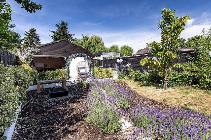 Images for Woodfield Terrace, Thornwood