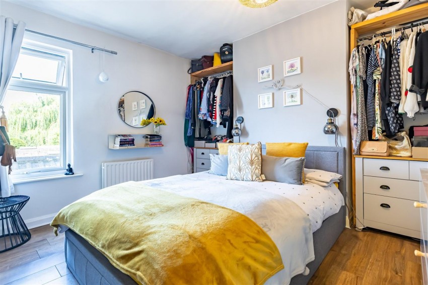 Images for Woodfield Terrace, Thornwood