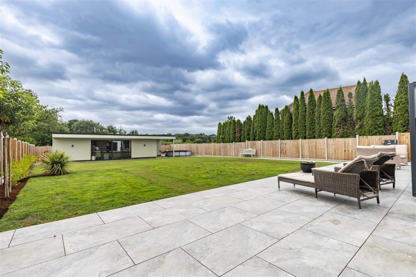 Images for Teazle Meade, Thornwood