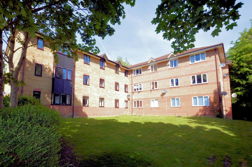 Images for Woodland Grove, Epping
