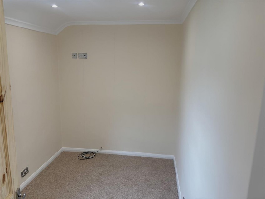 Images for Beaconfield Road, Epping