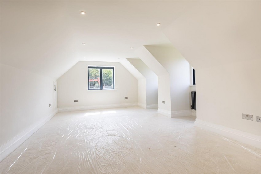 Images for Manor Farm, High Beech, Loughton