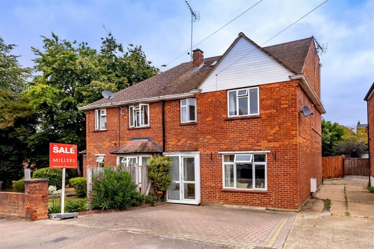 Crows Road, Epping