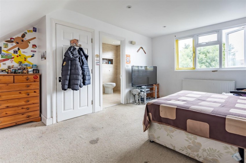 Images for Crows Road, Epping