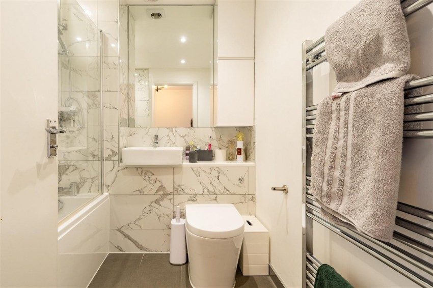 Images for Alderwood Close, Abridge.